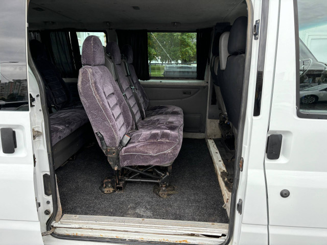 Фото Ford Transit Tourneo 17
