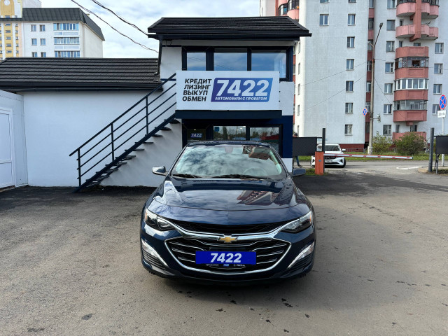 Фото Chevrolet Malibu 2