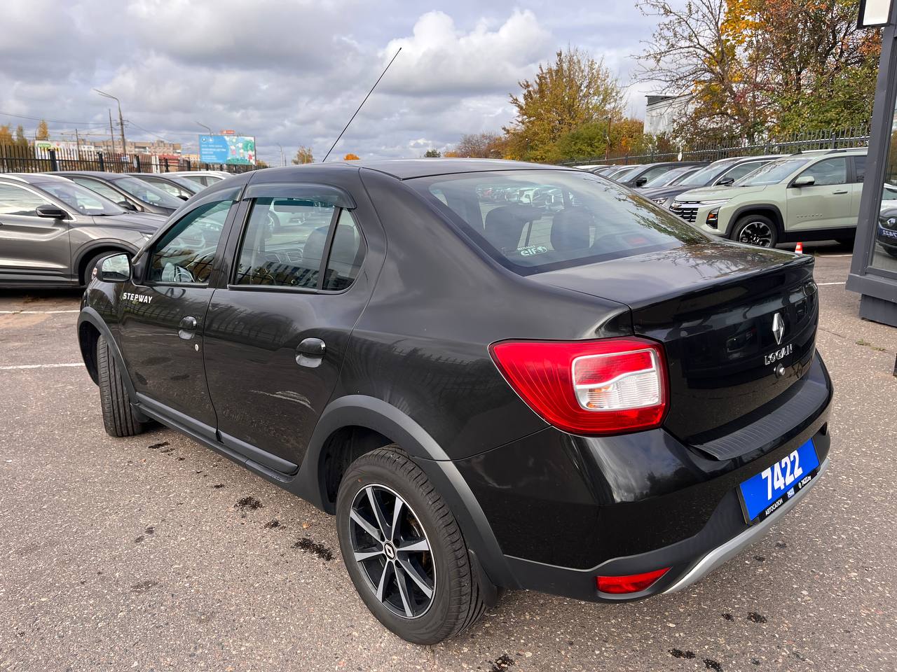  Logan Stepway