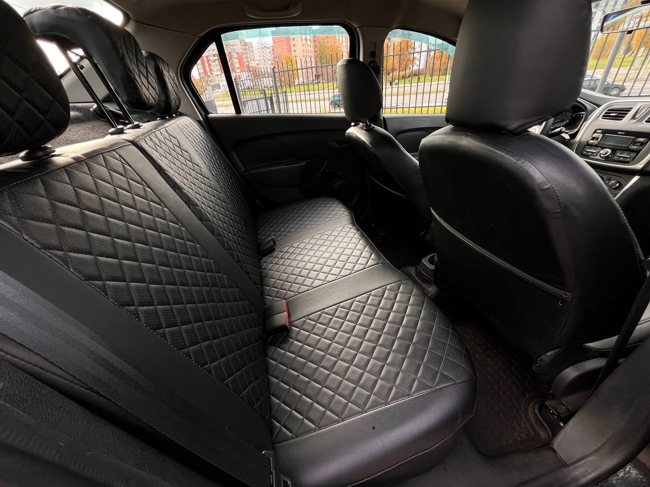  Logan Stepway