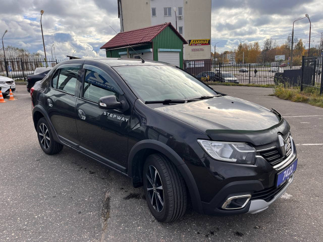 Фото Renault Logan Stepway 4