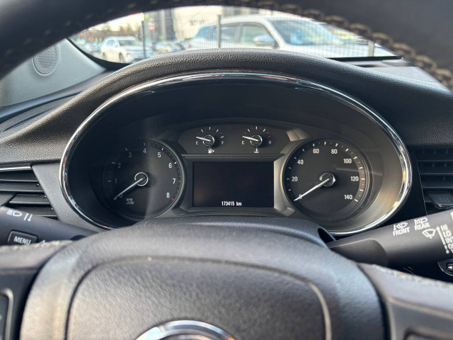 Фото Buick Encore 13