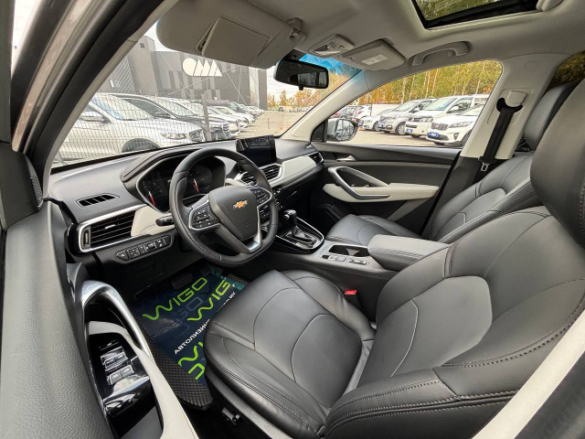 Фото Chevrolet Captiva 15
