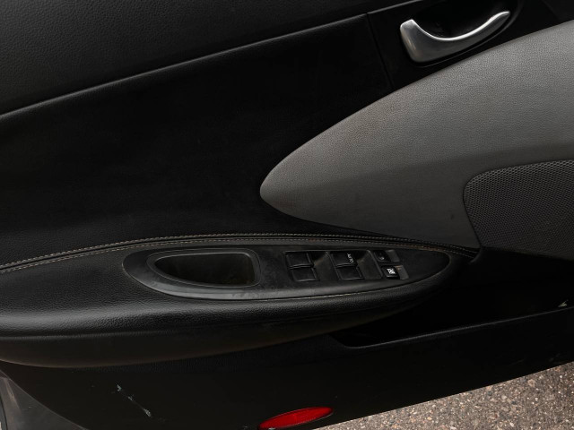 Фото Nissan Primera 9