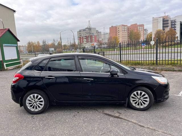 Фото Citroen C4 4
