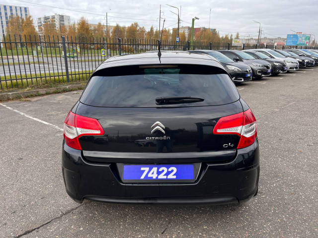 Фото Citroen C4 6