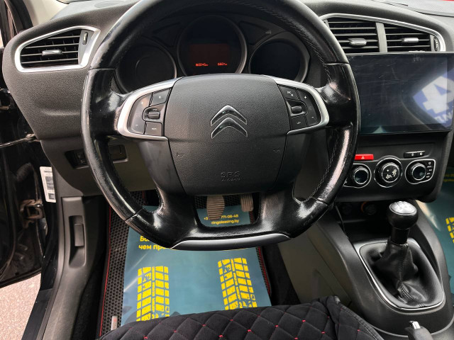 Фото Citroen C4 12