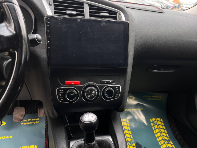Фото Citroen C4 14