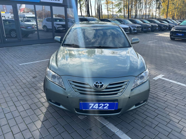 Фото Toyota Camry 2