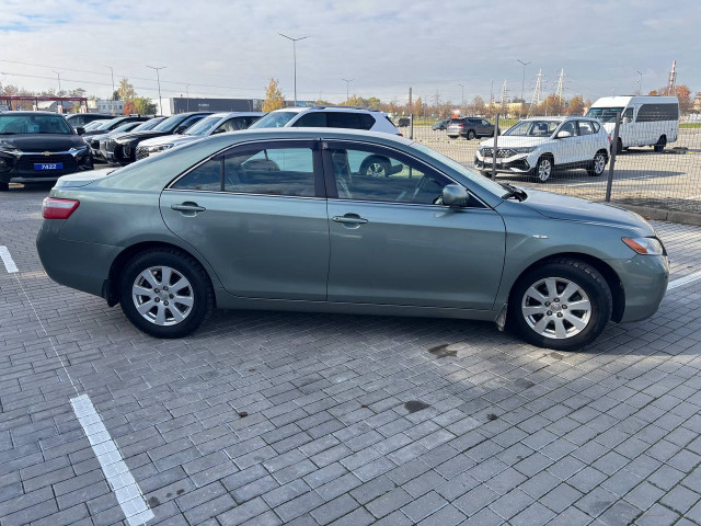 Фото Toyota Camry 4