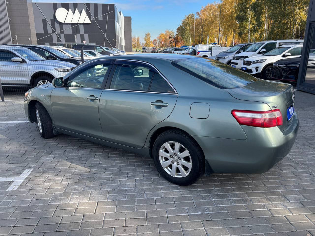 Фото Toyota Camry 7