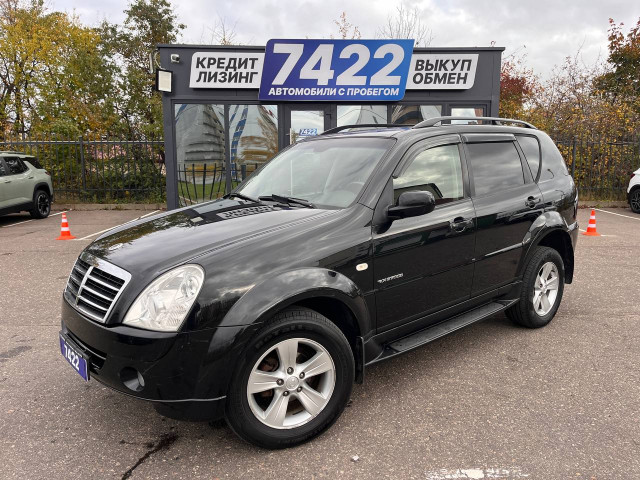 Фото Ssangyong Rexton 1