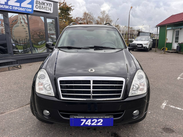 Фото Ssangyong Rexton 2