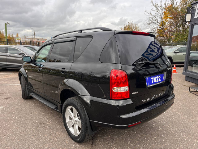 Фото Ssangyong Rexton 7