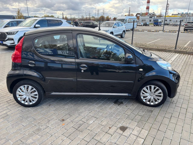 Фото Peugeot 107 4