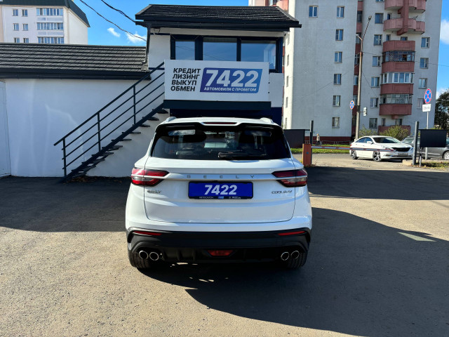 Фото Geely Coolray 6