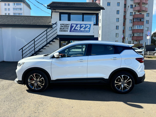 Фото Geely Coolray 8