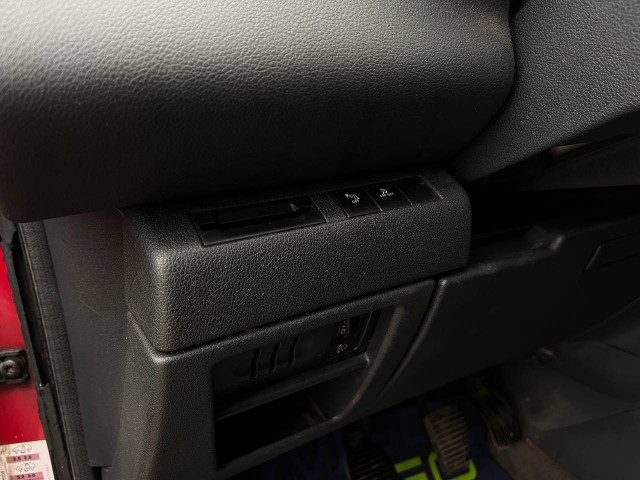 Фото Peugeot 5008 11