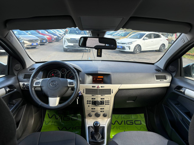 Фото Opel Astra 17