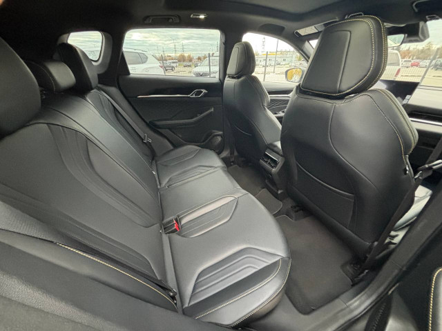 Фото Geely Binyue L 17