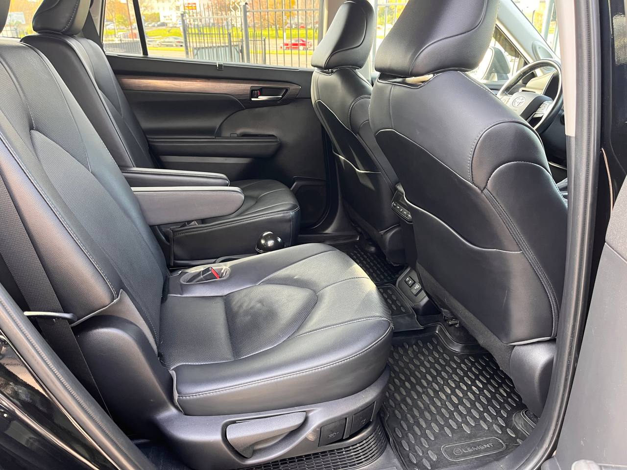 Авто с пробегом Toyota Highlander 2021 — фото 19