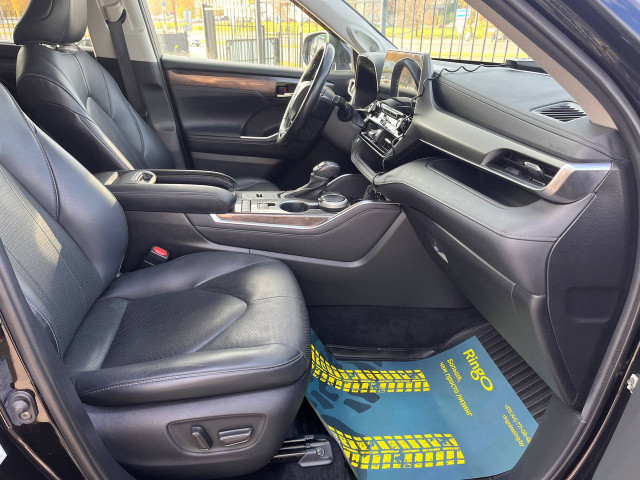 Фото Toyota Highlander 18