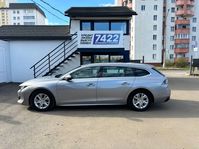 Фото Peugeot 508 8