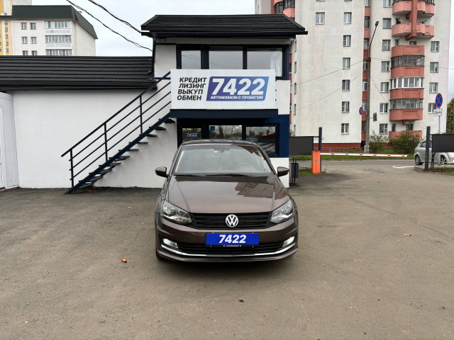 Фото Volkswagen Polo Sedan 2