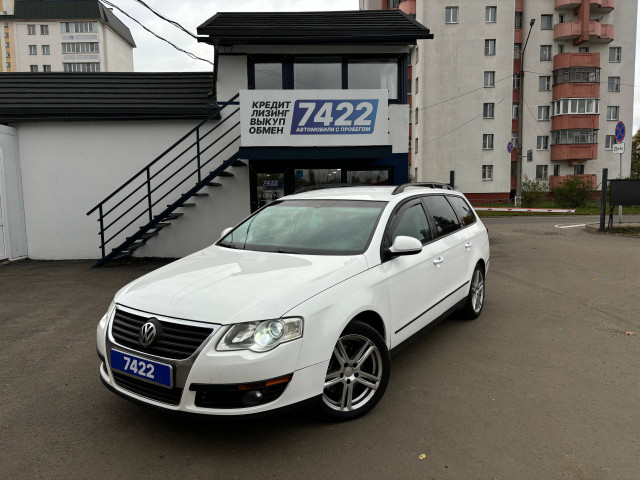 Фото Volkswagen Passat 1