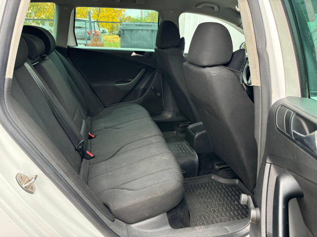 Фото Volkswagen Passat 18
