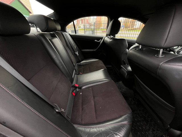 Фото Honda Accord 18