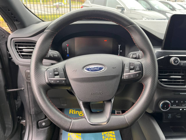 Фото Ford Escape 14