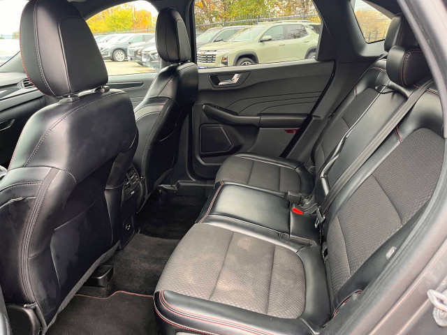 Фото Ford Escape 17