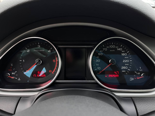 Фото Audi Q7 13