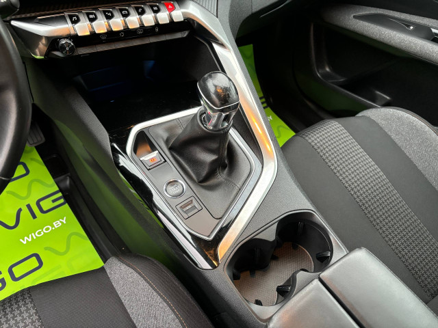 Фото Peugeot 3008 13