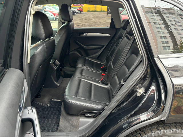 Фото Audi Q5 16