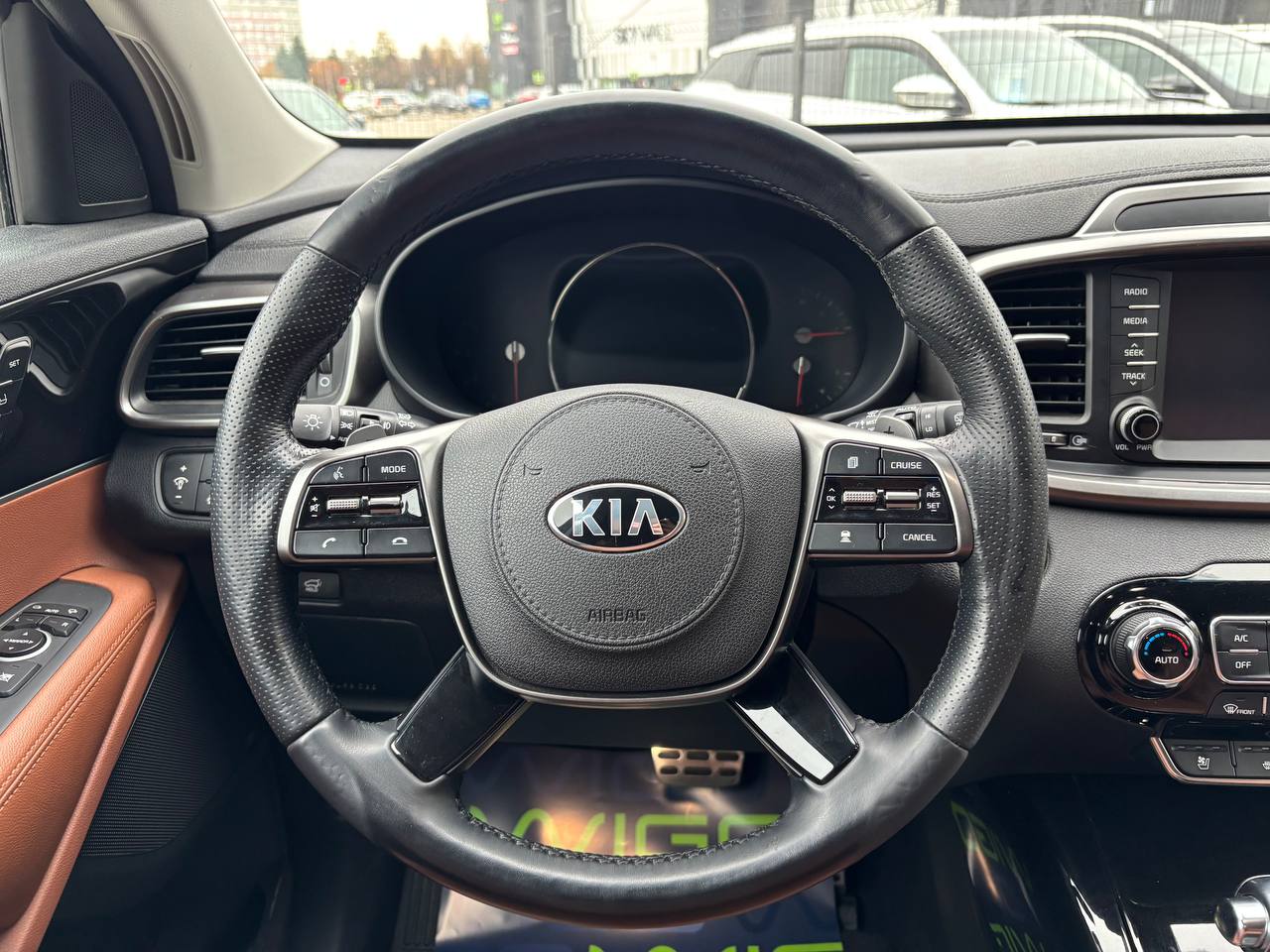Авто с пробегом Kia Sorento 2018 — фото 12
