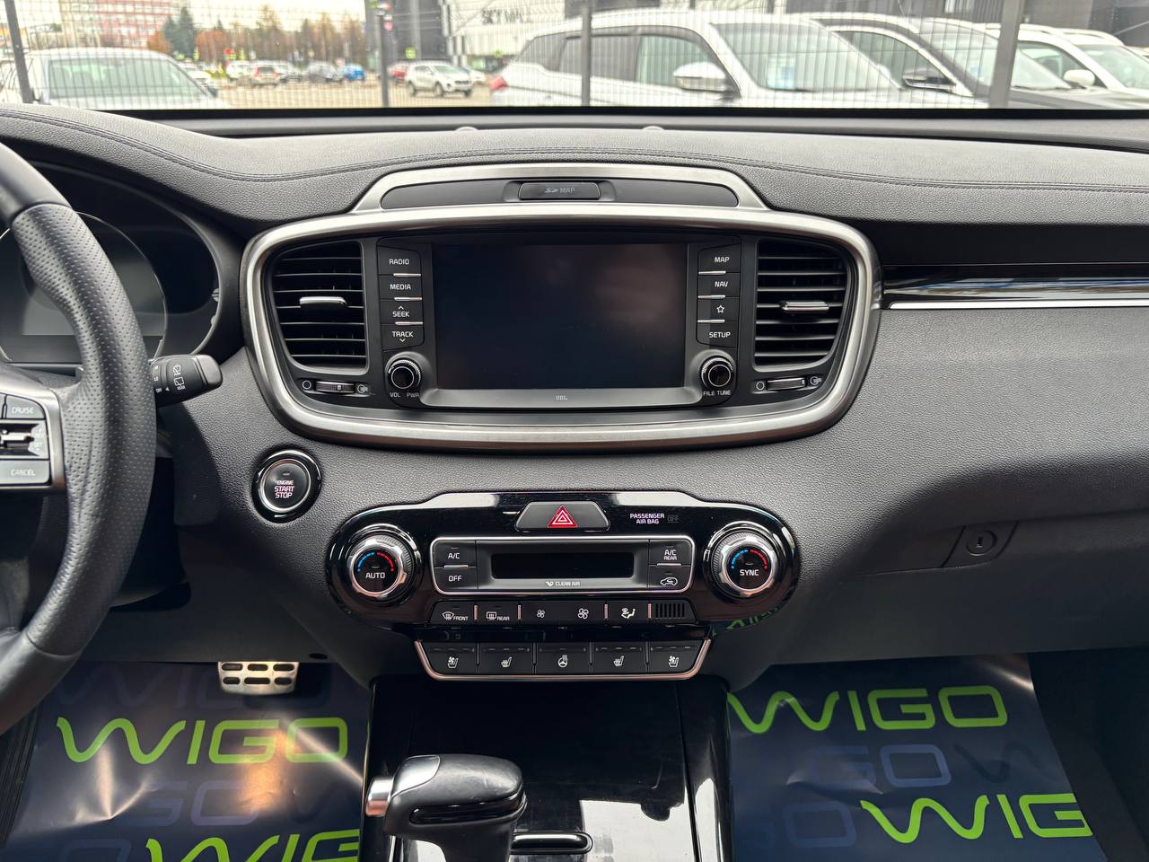 Авто с пробегом Kia Sorento 2018 — фото 14