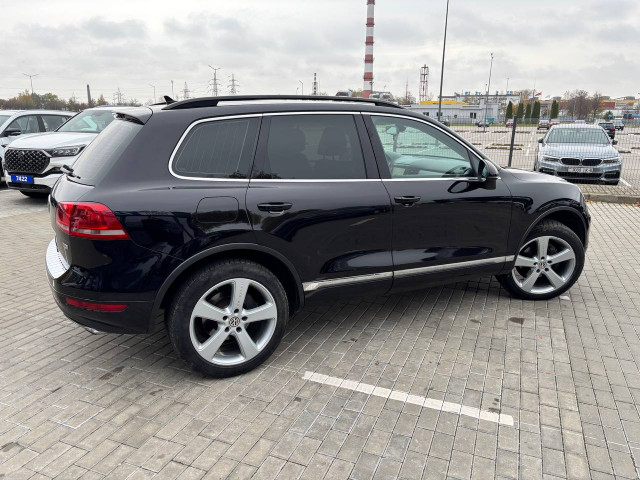 Фото Volkswagen Touareg 5
