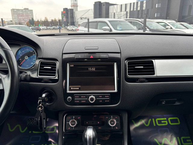 Фото Volkswagen Touareg 14