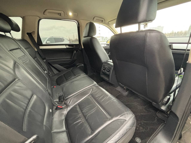 Фото Volkswagen Touareg 17