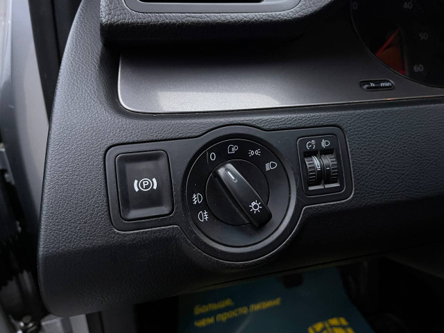 Фото Volkswagen Passat 11