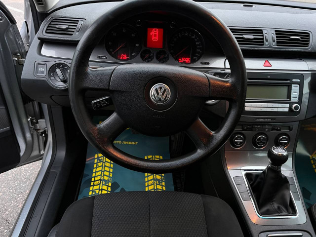 Фото Volkswagen Passat 12