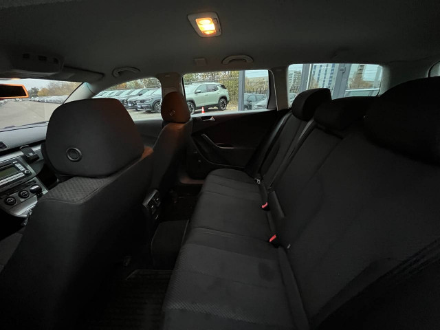 Фото Volkswagen Passat 17